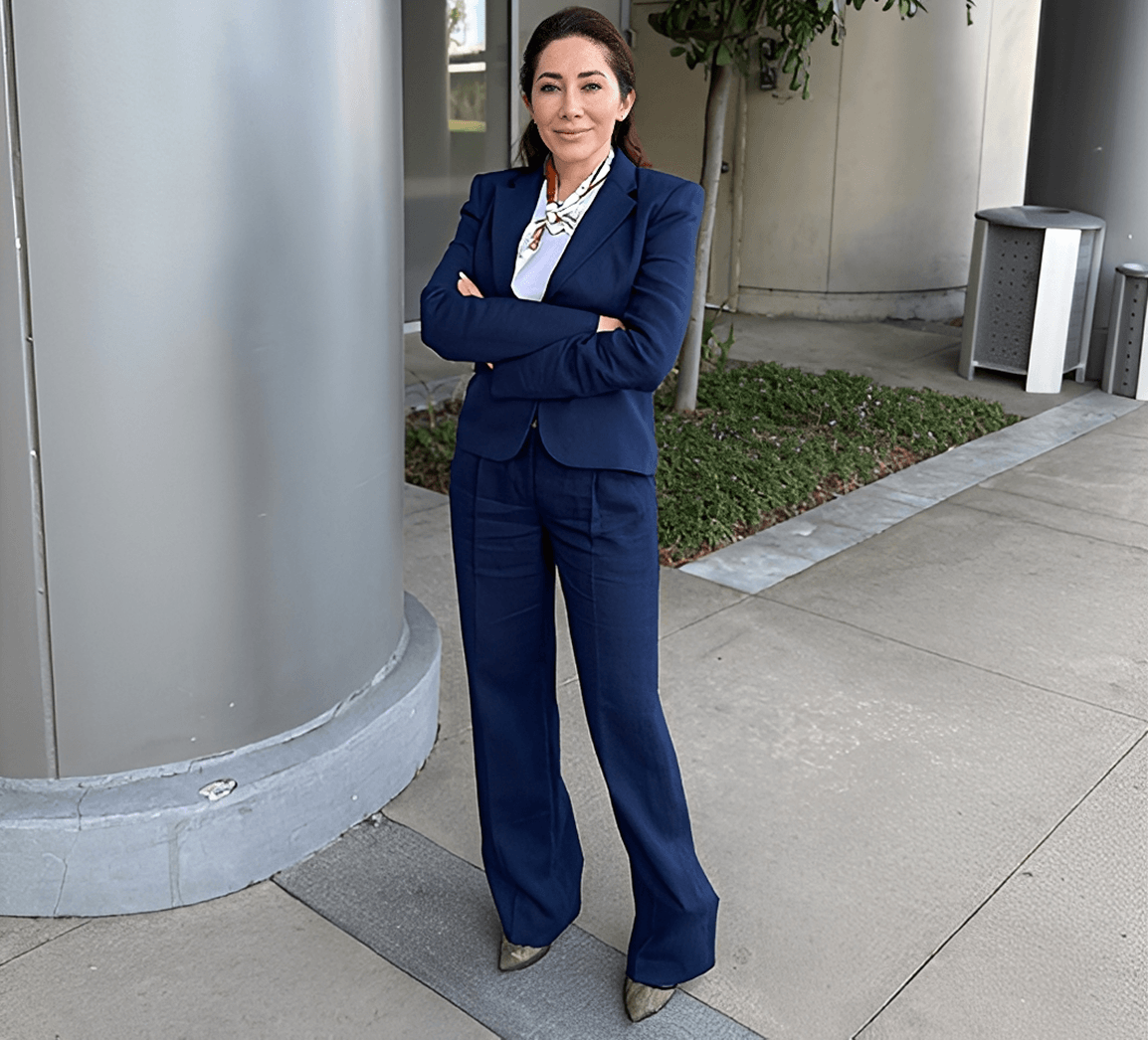 Dr. Dana Samet