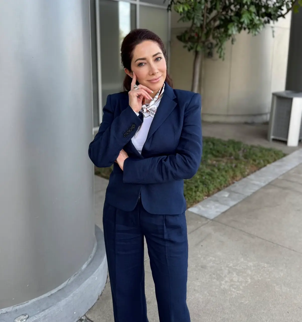 Dr. Dana Samet